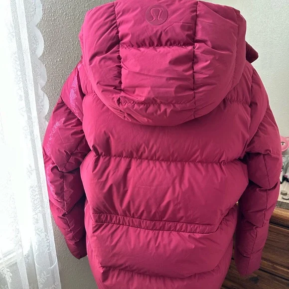 Lululemon Wunder Puff Jacket - Picture 6 of 12
